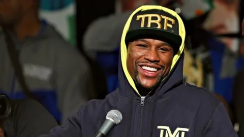 ¡Está de vuelta! Floyd Mayweather anuncia su regreso al boxeo profesional