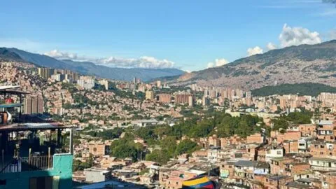 Alerta por contaminación en Medellín y Valle de Aburrá: ¿Cuáles son las restricciones y recomendaciones?