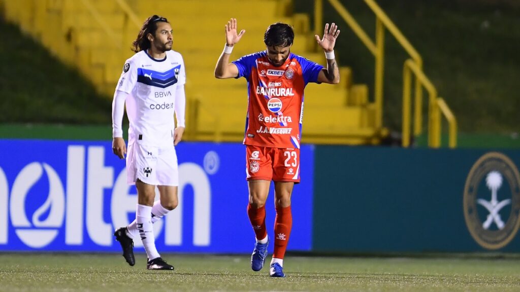 Xelajú MC igualó ante Rayados en Guatemala | Concacaf.com