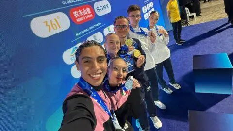 México gana oro y dos platas en la Copa Mundial de Natación Artística con equipo renovado