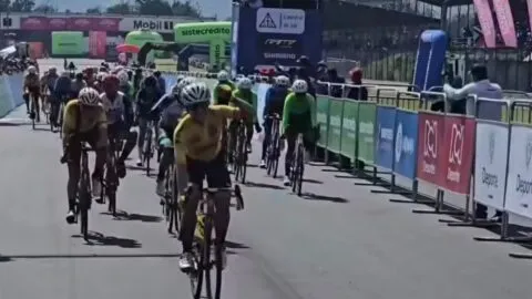 Salomé Vargas se corona campeona nacional juvenil de ruta en Tocancipá