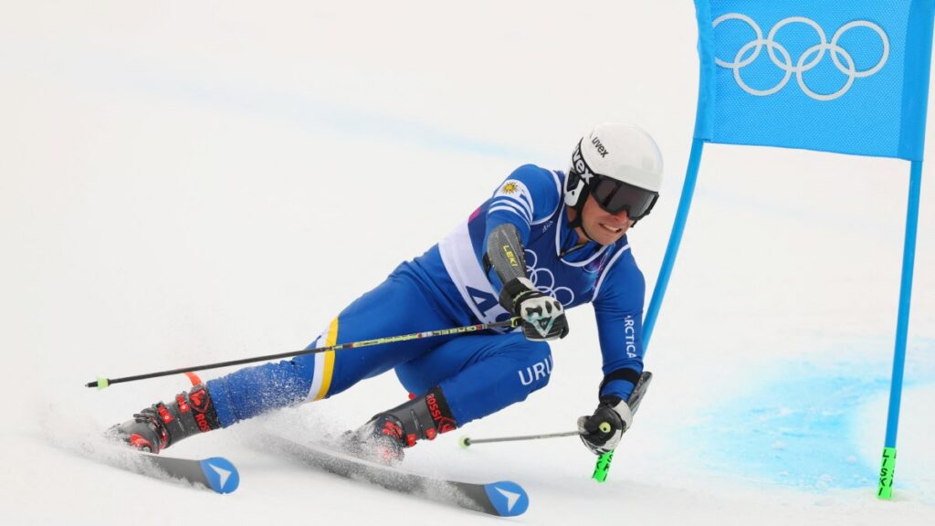 Tras una breve pausa del esquí, Pirozzi se dedicó a la programación para después regresar y representar a los charrúas en Milano Cortina 2026