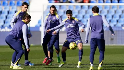 Obed Vargas juega 34 minutos en la goleada del Rayo Vallecano al Atlético