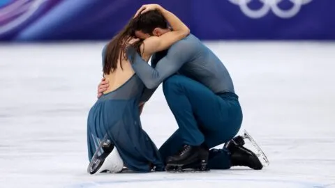 Guillaume Cizeron y Laurence Fournier ganan el oro al ritmo de The Whale 