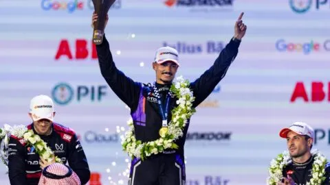 Pascal Wehrlein gana en Jeddah en su carrera 100 y toma el liderato de la Fórmula E