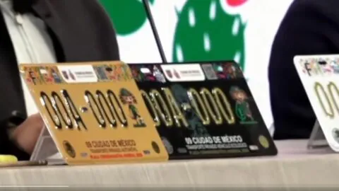 Prepara tu auto para el Mundial 2026: ¿Cuánto costarán las placas conmemorativas de la CDMX?