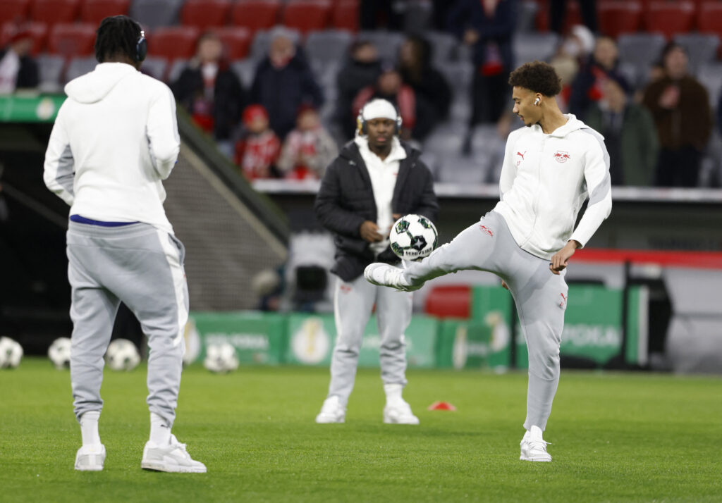 RB Leipzig haciendo el reconocimiento de la cancha del Allianz Arena