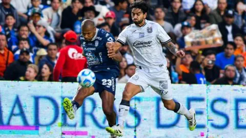 Querétaro y Pachuca empatan sin goles, en un duelo con lesiones y expulsiones