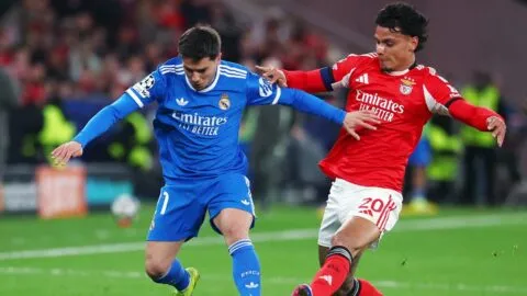 Richard Ríos vuelve a la acción tras 33 días