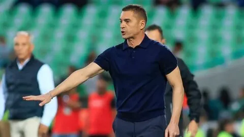 Santos Laguna anuncia salida de Francisco Rodríguez; Omar Tapia asume interinato