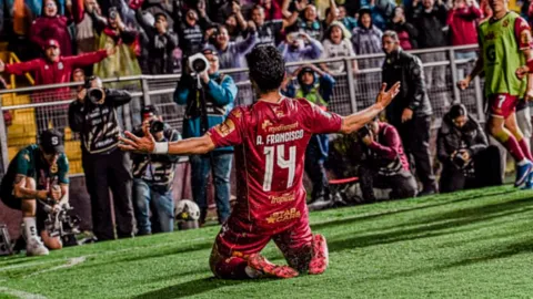 Saprissa gana el clásico nacional y corta su racha ante Alajuelense