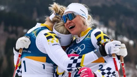 Suecia firma un histórico 1-2-3 en el sprint clásico del esquí de fondo en Milano Cortina 2026