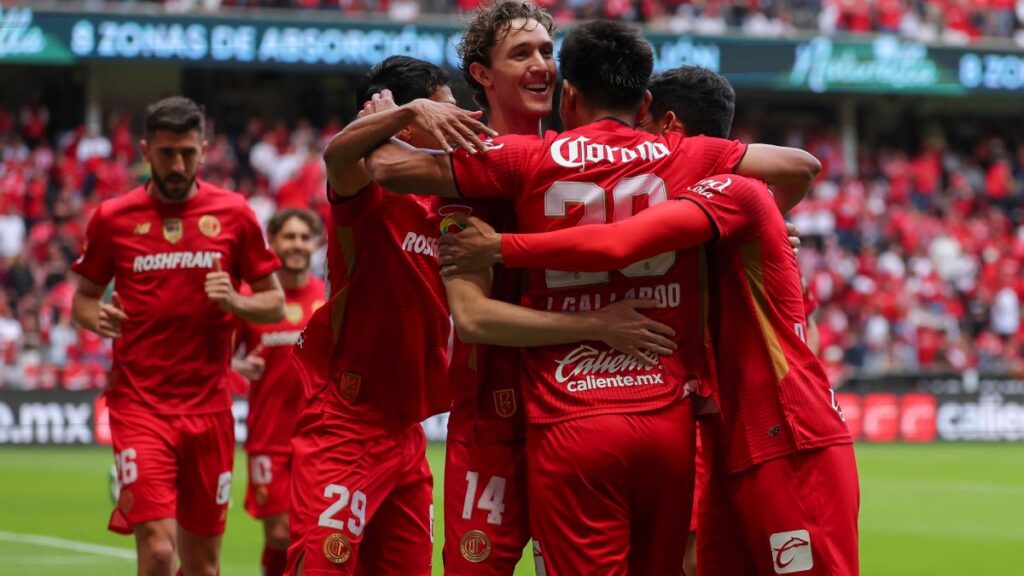 Díaz Price aumenta la ventaja del Toluca ante Chivas