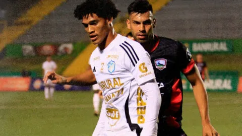 Dairon Reyes pide que le dejen de llamar "el Messi cubano"