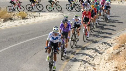 Nairo Quintana roza el podio y Diego Pescador se corona campeón joven en el Tour de Omán