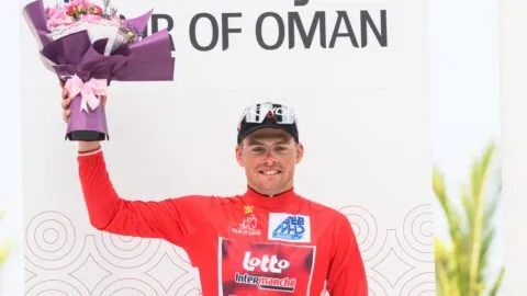 Veistroffer gana la Etapa 2 del Tour de Omán y lidera la general