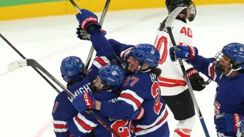 ¡Campeonas invictas! Estados Unidos vence a Canadá y se queda con la medalla de oro en el Hockey femenil
