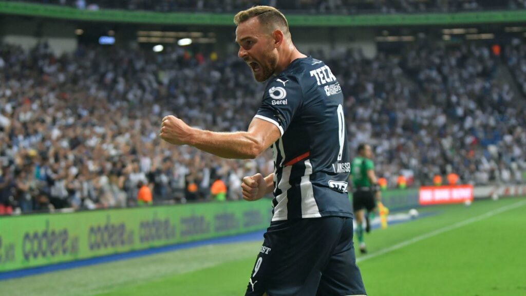 Vincent Janssen en festejo de gol, durante el partido de repechaje del Torneo Grita México Clausura 2022 ante San Luis. Imago 7