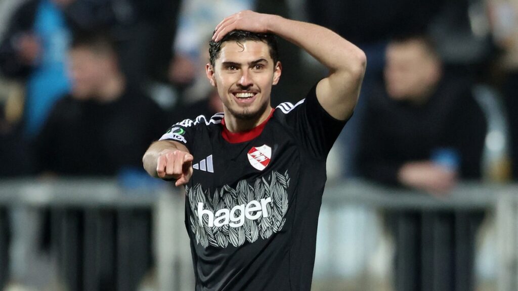 Joaquín Panichelli convirtió el primer gol del Estrasburgo | REUTERS/Antonio Bronic