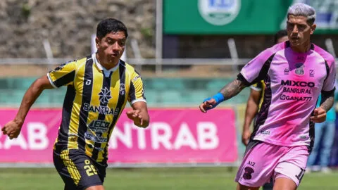 Aurora no pasa del empate ante Mixco