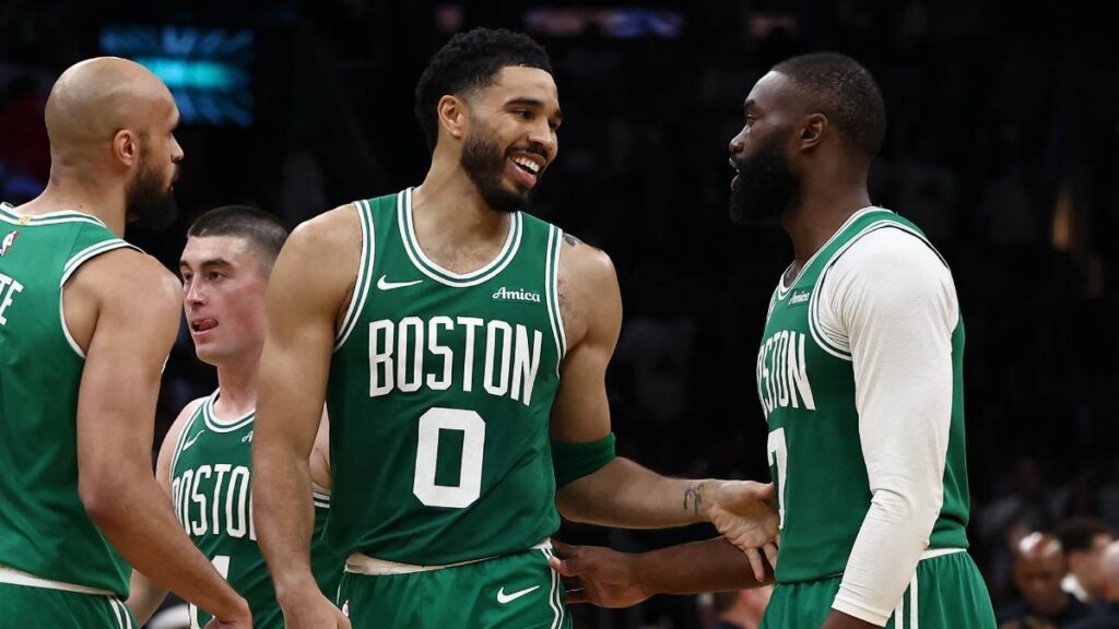 Jayson Tatum regresa tras casi 10 meses y los Boston Celtics vencen a Dallas Mavericks