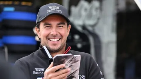 Checo Pérez fija su meta con Cadillac: sumar puntos antes del parón de verano en la F1