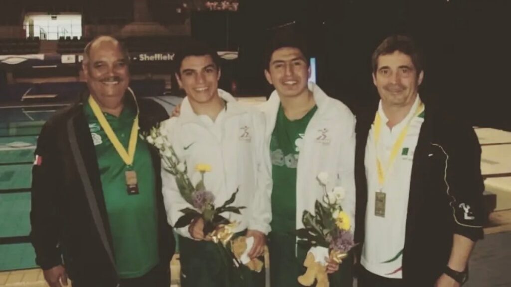 Daniel Islas es entrenador de clavados de gRECIA