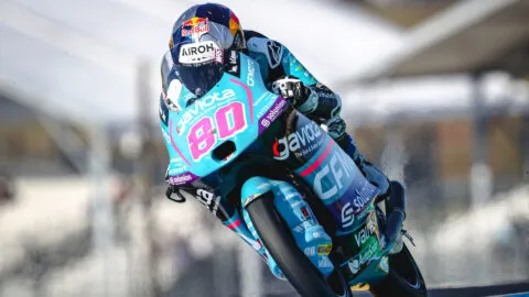 David Alonso tranquiliza tras aparatoso accidente en la Moto 2 de Tailandia