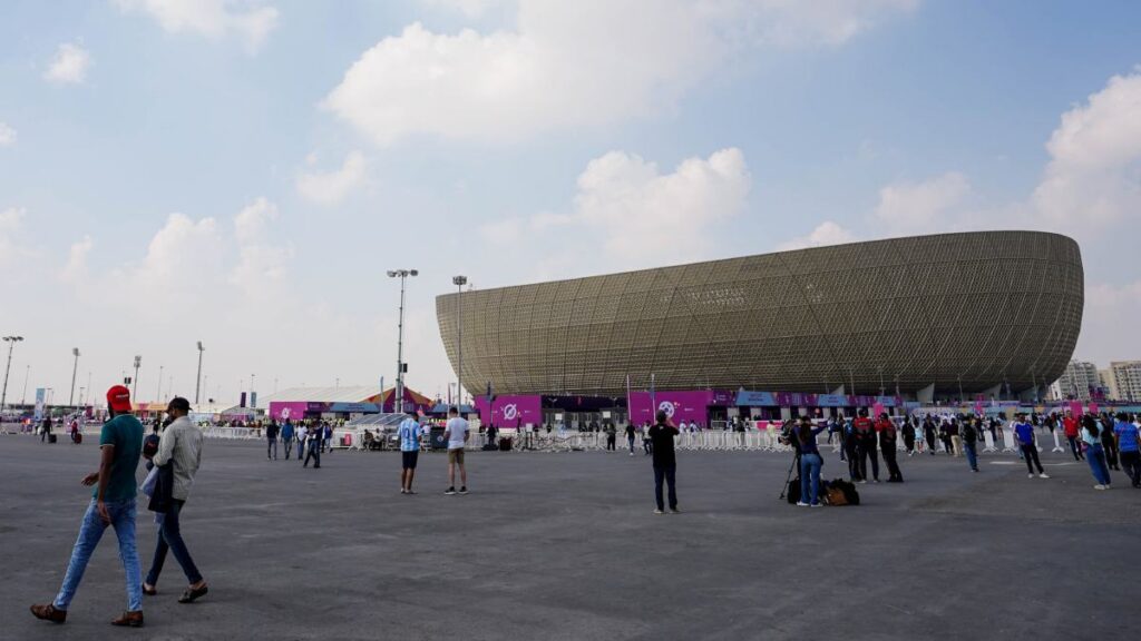 El conflicto en Medio Oriente obliga a frenar el fútbol local y pone bajo evaluación la Finalissima entre Argentina y España.