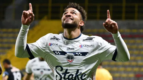 Fortaleza remonta ante Jaguares y suma tres puntos con un gol agónico