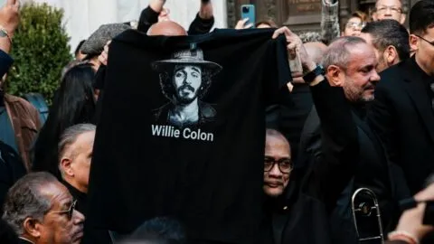El último adiós a Willie Colón en Nueva York: con sones y trompetas así fue la emotiva despedida al salsero