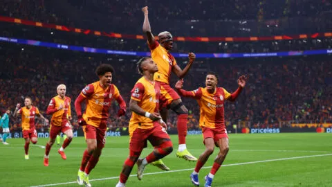Dávinson Sánchez tenía razón: ¡Galatasaray golpea primero al Liverpool!