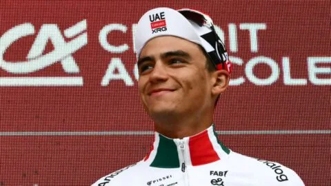 Isaac del Toro acepta diversas complicaciones para llegar al liderato de la Tirreno-Adriático 2026