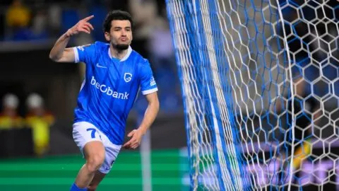 El Ouahdi marca un golazo y Genk toma la mínima ventaja sobre el Friburgo
