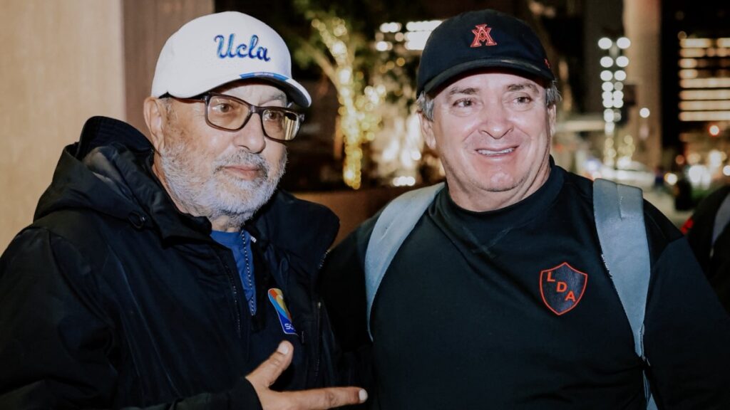 Alajuelense ya se encuentra en USA para enfrentar al LAFC | @ldacr