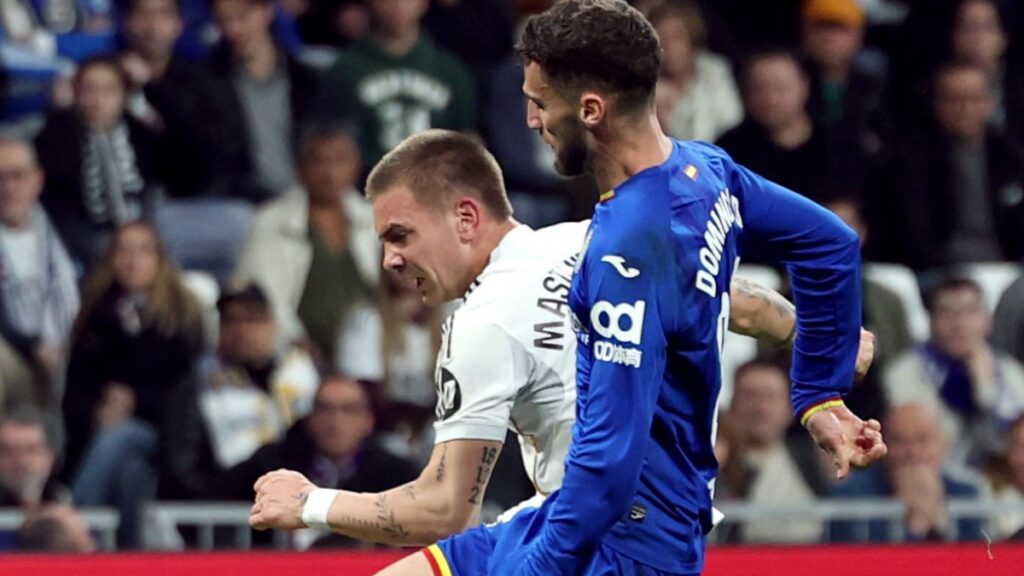 Franco Mastantuono es expulsado dos partidos | REUTERS/Violeta Santos