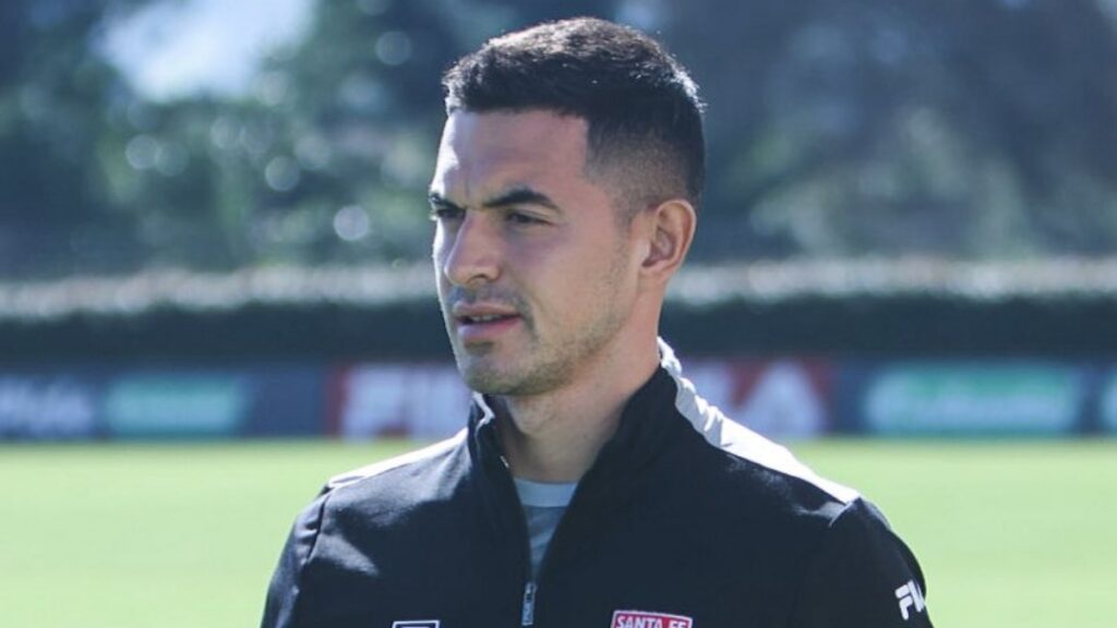 Maximiliano Lovera dio sus primera declaraciones como jugador de Santa Fe