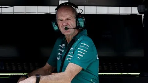 La nueva era de Aston Martin comienza bajo amenaza en Melbourne