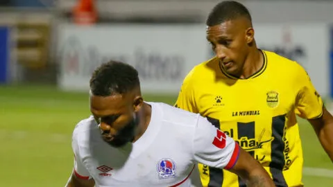 Real España empata con Olimpia y pierde el liderato del torneo