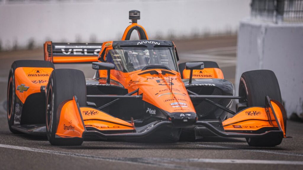 Pato O'Ward quinto en IndyCar de Phoenix