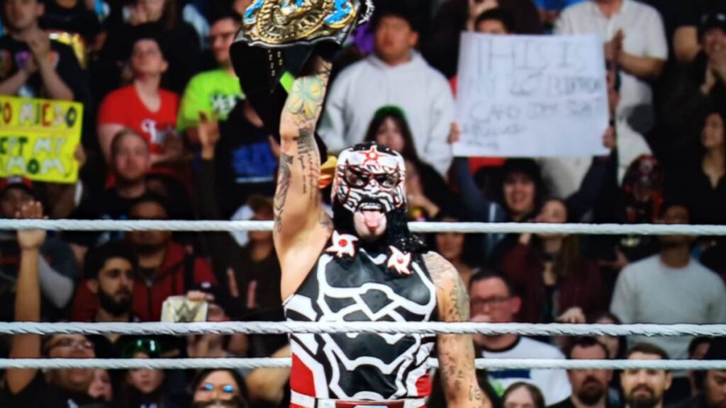 Penta defiende el Campeonato Intercontinental tras vencer a El Grande Americano