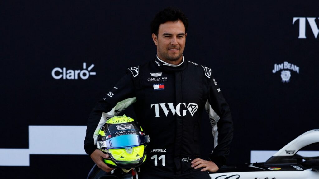Checo Pérez, listo para su debut a bordo de Cadillac | REUTERS/Hamad I Mohammed