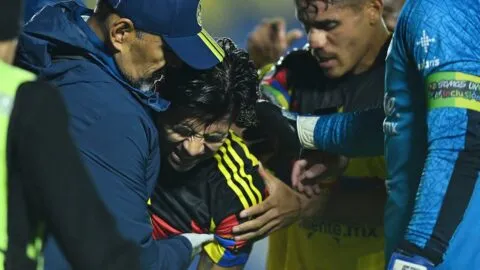 Víctor Dávila, fuera ocho meses con el América tras lesión en la rodilla