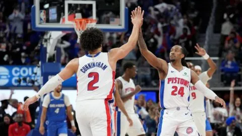 ¿Cuántos equipos han remontado una desventaja de 1-3 en los Playoffs de la NBA?