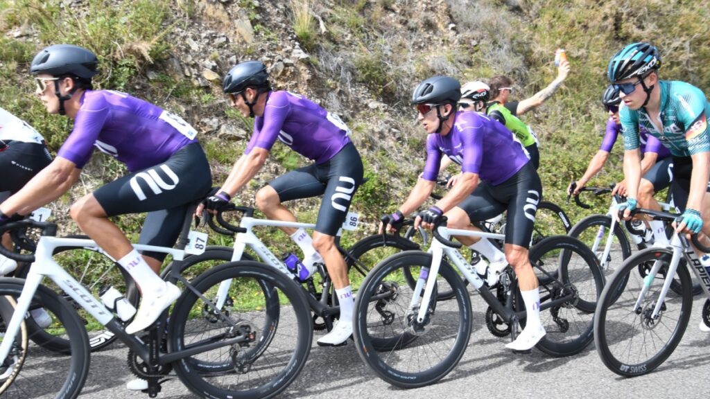 Ciclistas del Nu Colombia