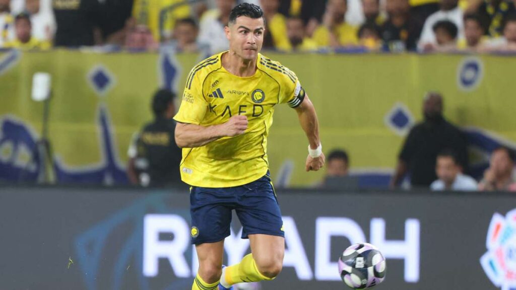 Cristiano Ronaldo durante el partido entre Al Nassr y Al-Ahli 