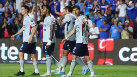Cruz Azul se juega todo ante Necaxa en medio de una crisis y cambio de técnico