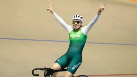 Daniela Gaxiola gana plata en keirin en la Copa del Mundo tras una final de photofinish