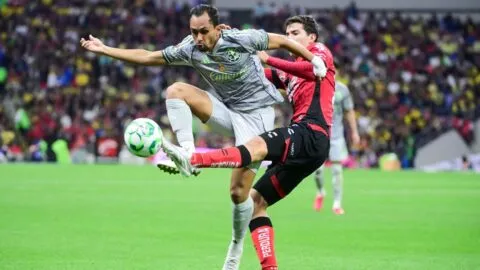 ¡A lo Atlas! Poncho González firma golazo y los rojinegros derrotan al América en los minutos finales
