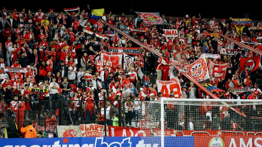 Hinchada Santa Fe En Argentina